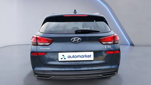HYUNDAI i30 i30 1.0 T-GDI Smart