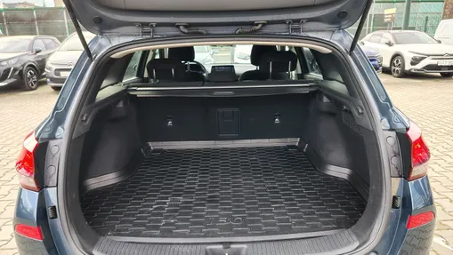 HYUNDAI i30 i30 1.0 T-GDI Smart