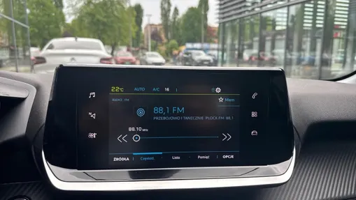 PEUGEOT 208 e-208 50kWh Allure