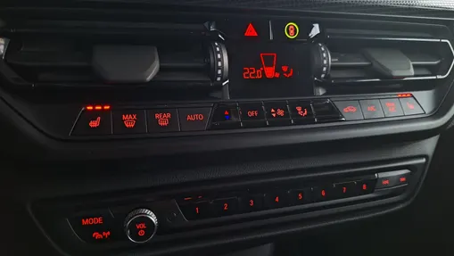 BMW Seria 1 118i Sport Line aut