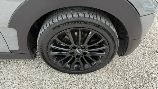 MINI [BMW] Clubman Cooper aut