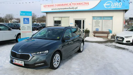 SKODA Octavia -