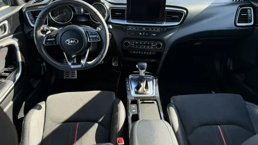 KIA ProCeed -