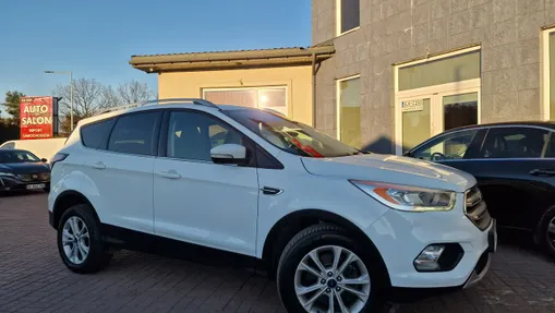 FORD Kuga -
