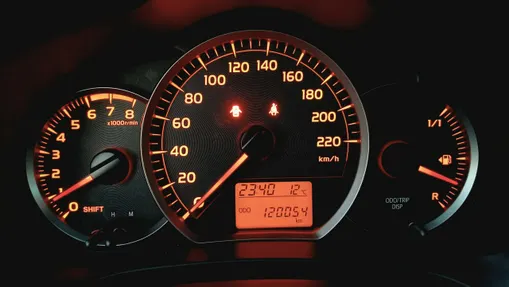 TOYOTA Yaris -
