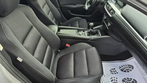 MAZDA 6 -