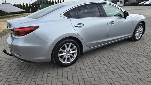 MAZDA 6 -