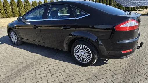 FORD Mondeo -