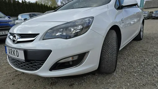 OPEL Astra -