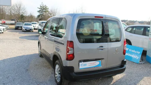 PEUGEOT Rifter -