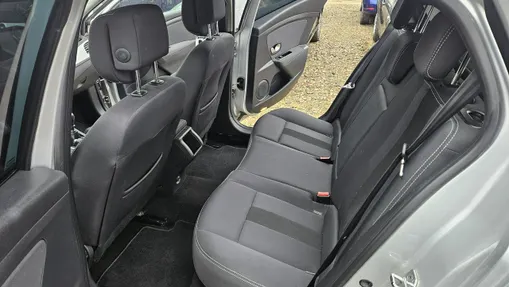 RENAULT Megane -
