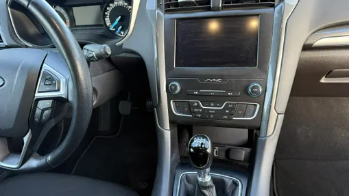 FORD Mondeo -