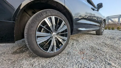 VOLVO XC60 -