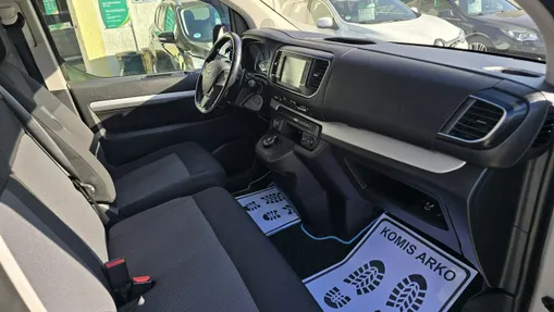 TOYOTA Proace Verso -