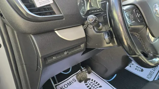 TOYOTA Proace Verso -