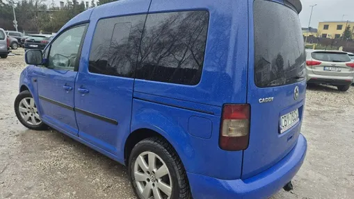 VOLKSWAGEN Caddy -