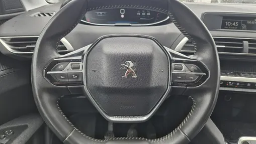 PEUGEOT 3008 -