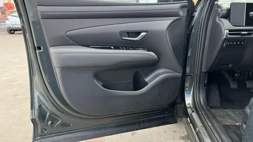 HYUNDAI Tucson -