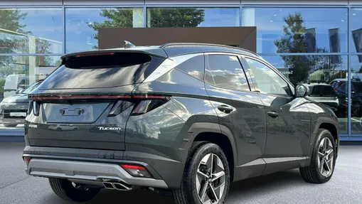 HYUNDAI Tucson -