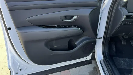 HYUNDAI Tucson -