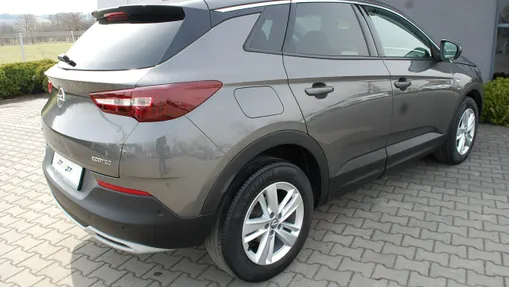 OPEL Grandland X -