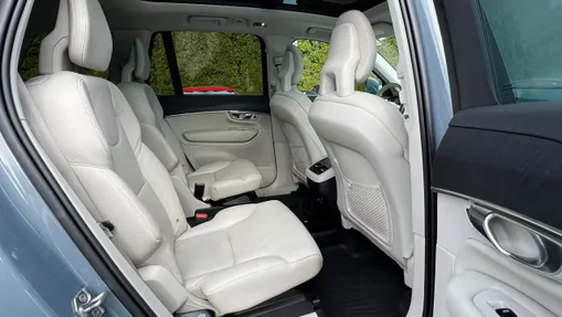 VOLVO XC90 -