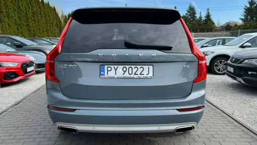VOLVO XC90 -