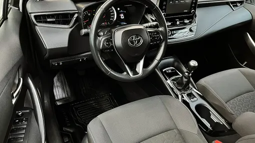 TOYOTA Corolla -