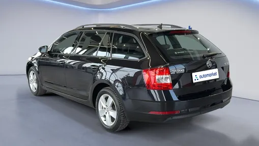 SKODA Octavia Octavia 2.0 TDI SCR Ambition