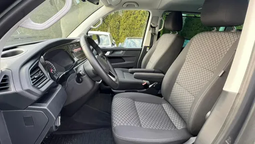 VOLKSWAGEN Multivan -
