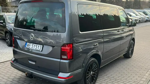 VOLKSWAGEN Multivan -
