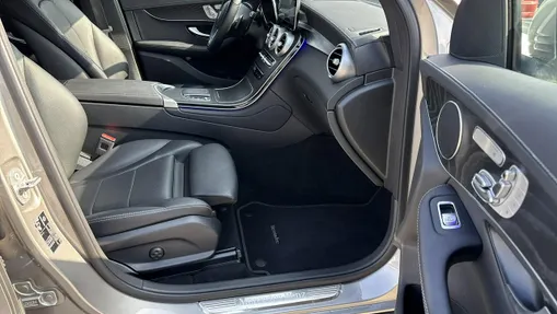 MERCEDES-BENZ GLC -