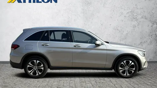 MERCEDES-BENZ GLC -