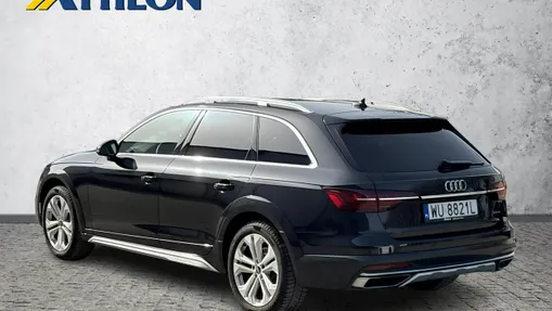 AUDI A4 -
