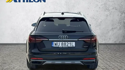 AUDI A4 -