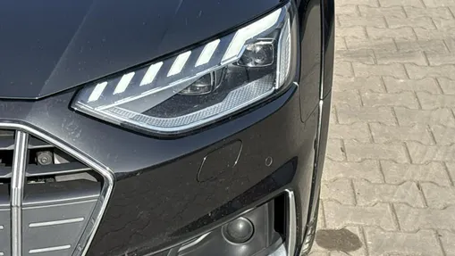 AUDI A4 -