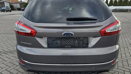 FORD Mondeo -