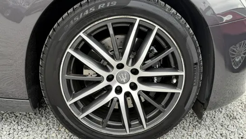 MASERATI Ghibli -