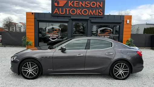 MASERATI Ghibli -