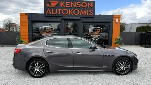 MASERATI Ghibli -