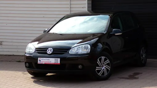 VOLKSWAGEN Golf -
