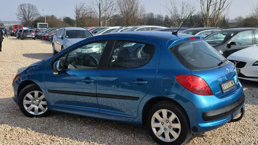 PEUGEOT 207 -