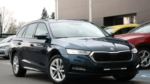 SKODA Octavia -