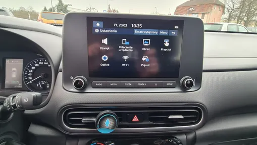 HYUNDAI Kona -
