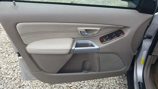 VOLVO XC90 -