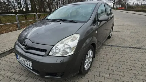 TOYOTA Corolla -