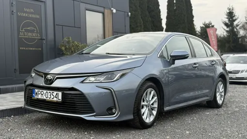 TOYOTA Corolla -