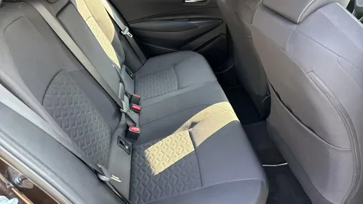 TOYOTA Corolla -