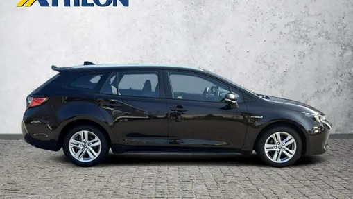 TOYOTA Corolla -