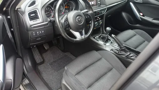 MAZDA 6 -